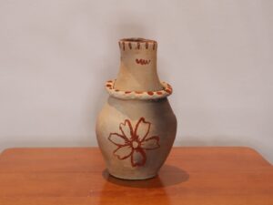 FLORERO CON BASE-CONSUELO