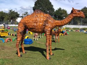ESCULTURA DE CAMELLO