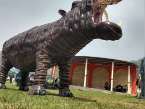 ESCULTURA DE HIPOPÓTAMO