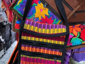 BOLSAS PARA CELULAR Y CARTERA