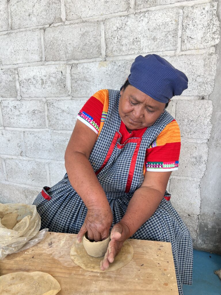 NO LAS ENTIENDES pero SÍ SU ARTE y NECESIDADES. APOYEMOS. ‪#TEATREVES?‬